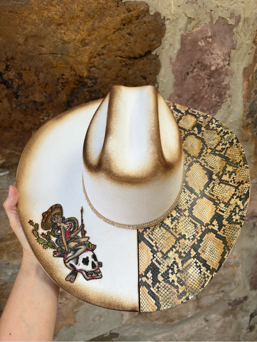 New Hand Burned Cody James felt hat Sz 6 7/8